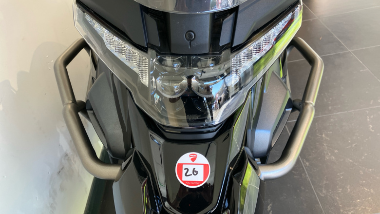 Zontes Zt 350-T (17Inch ) (22MY)